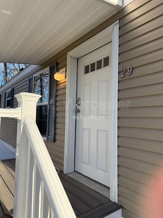 Building Photo - 29 Lachapelle St