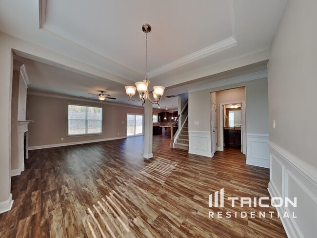 Building Photo - 217 Cliffview Dr