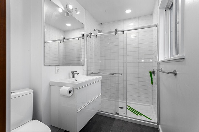 Building Photo - 11400 SW Terra Linda St