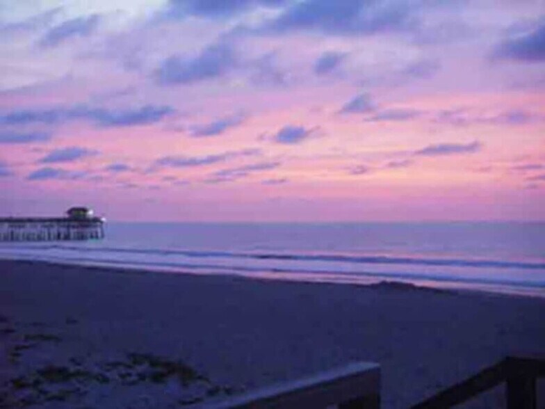 Building Photo - 141 California Ave