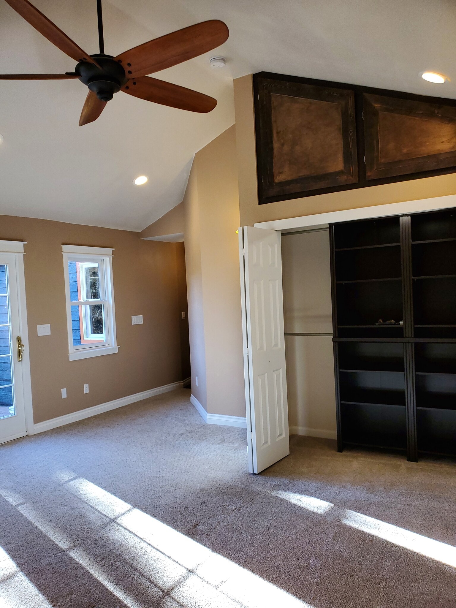 Master Bedroom - 3430 SW Scholls Ferry Rd