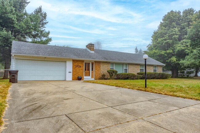 Building Photo - Three Bedroom Home in Kalamazoo