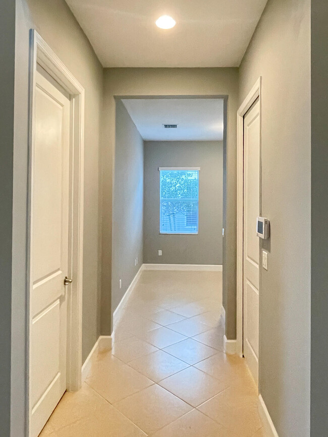 Building Photo - 15995 Whippoorwill Cir