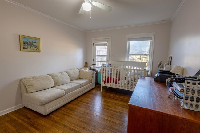 Building Photo - 5454 Brantford Ave