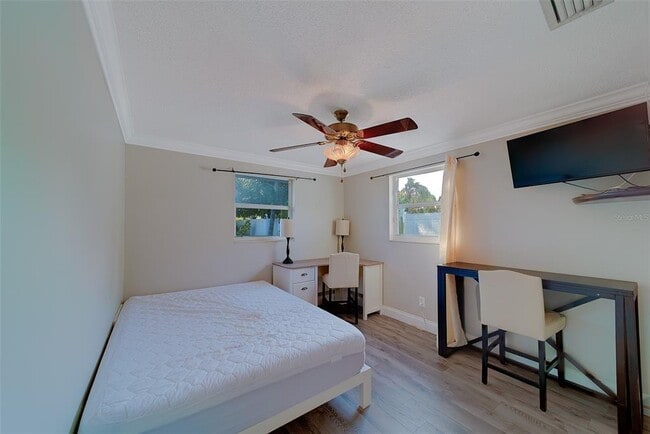 Building Photo - 10451 119th St