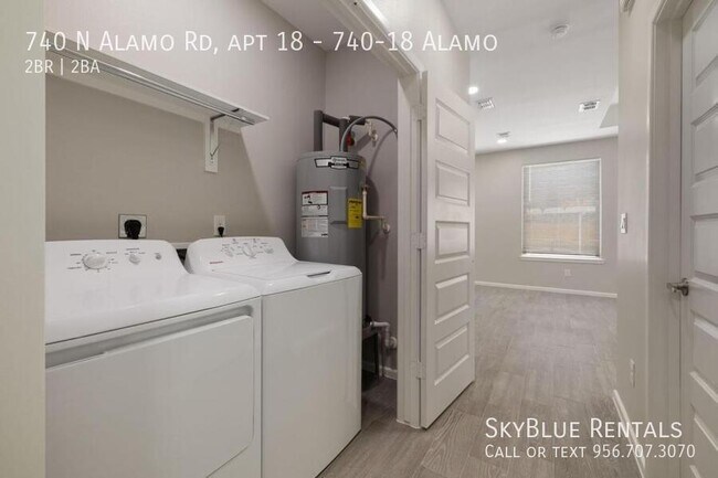 Building Photo - 740 N Alamo Rd