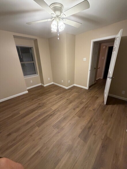 Building Photo - 4832 Finch St