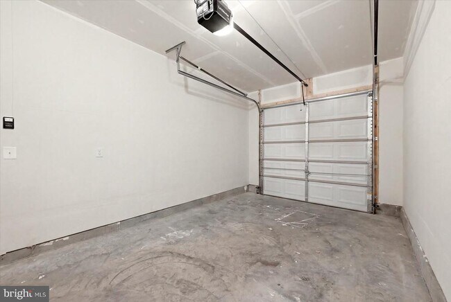 Building Photo - 246 Norland Knoll Dr