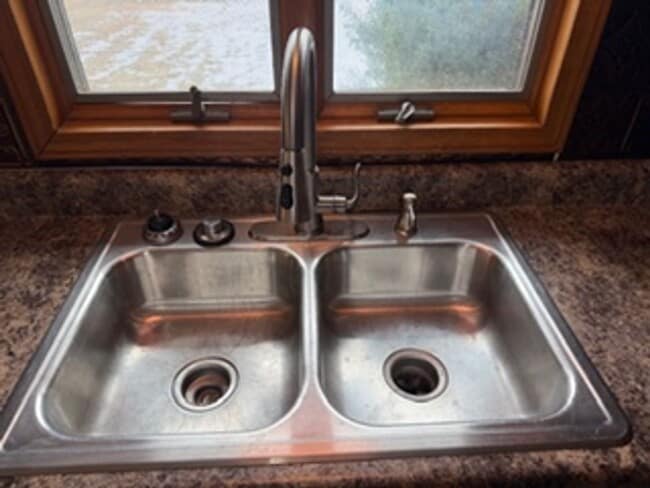 Building Photo - Beautiful county setting