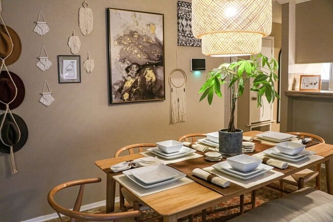Building Photo - Coming soon....Super Cute Stylish Home w/ Modern Upgrades