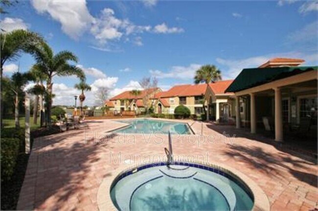 Building Photo - 413 Fountainhead Cir