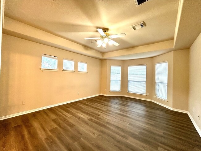 Building Photo - 2518 Brittany Lakes Dr