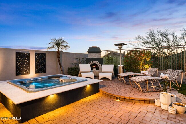 Building Photo - 10318 E Tierra Buena Ln