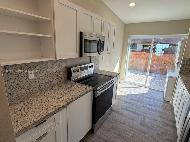 Building Photo - 14102 SW 281st Terrace