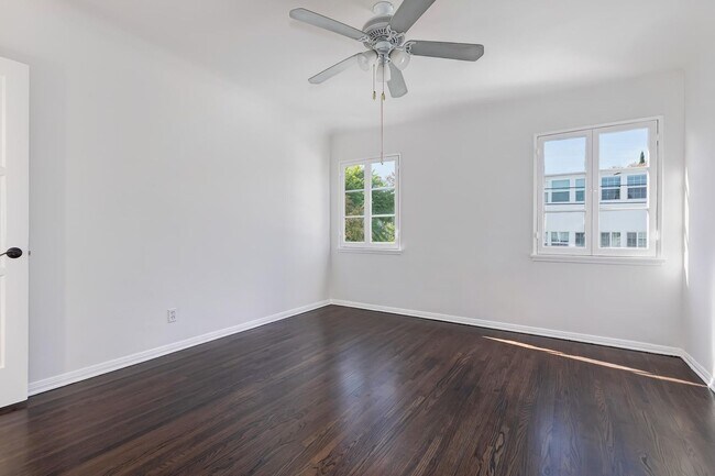 Building Photo - Clarkhill Residences LLC - 145