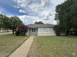 Building Photo - 3/2/2 close to Texas Tech!
