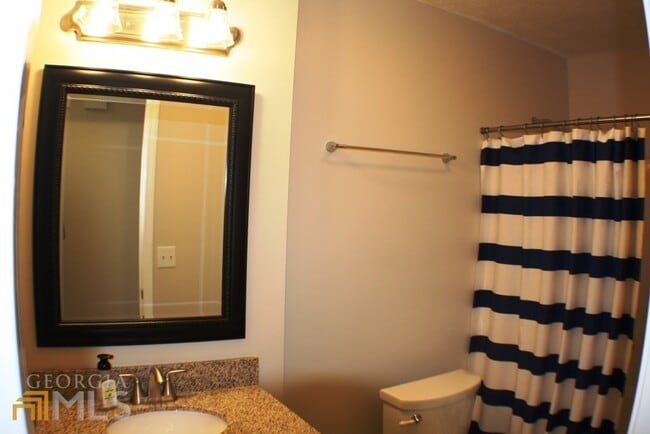 Building Photo - 55 Lauren Overlook