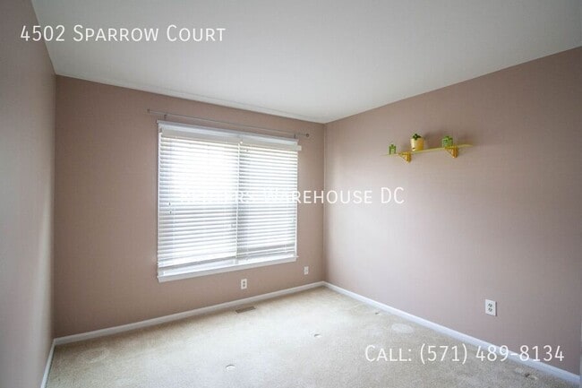 Building Photo - 4502 Sparrow Ct