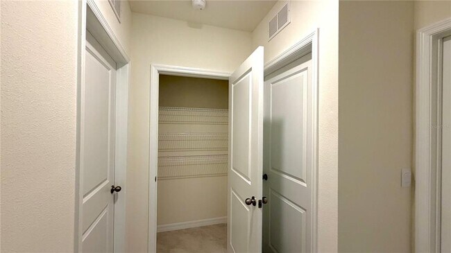 Building Photo - 3314 Wakefield Dr