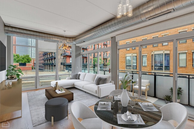 Building Photo - 650 W Wayman St