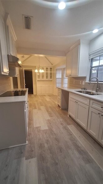 Building Photo - 1616 Scottsdale Dr