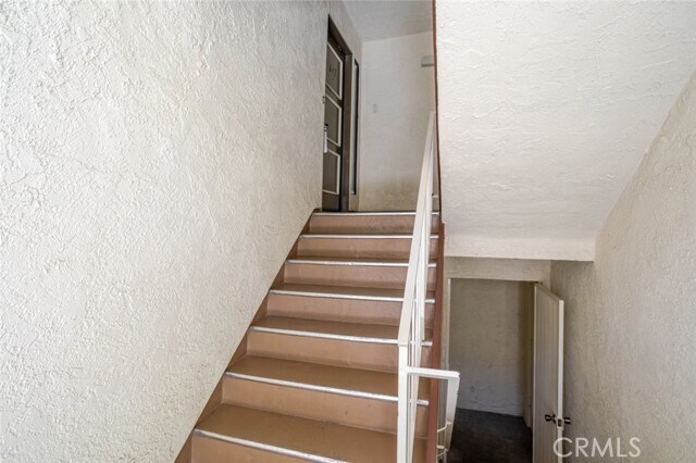 Building Photo - 18015 Sundowner Way