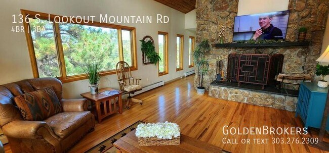 Building Photo - 136 S Lookout Mountain Rd