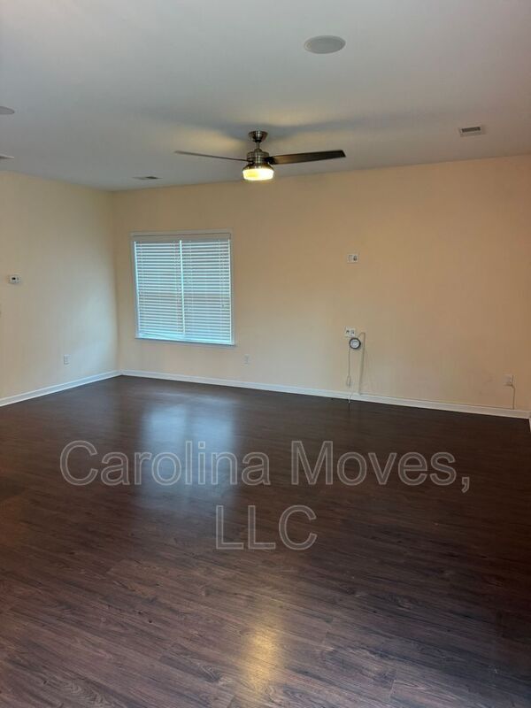 Building Photo - 123 Dunnsmore Dr