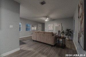 Building Photo - 210 Greenhaven Dr