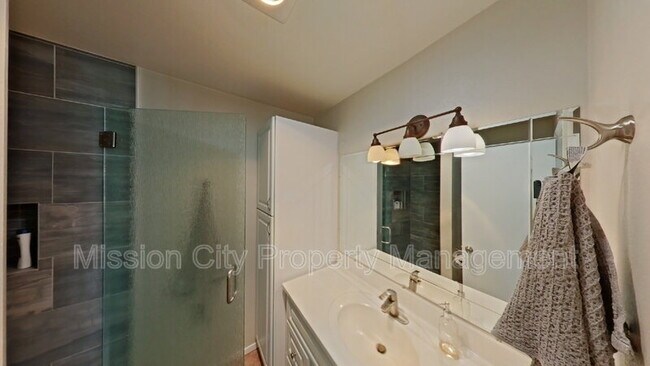 Building Photo - 3558 Modoc Rd