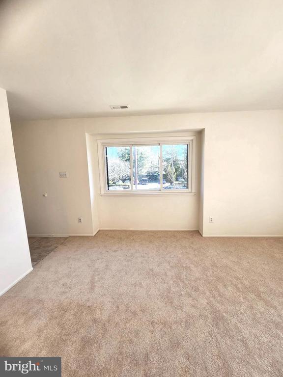 Building Photo - 103 Lucas Ln