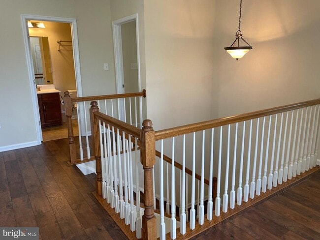 Building Photo - 114 Bowling Green Cir