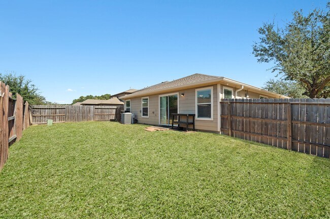 Building Photo - 15403 Harris Canyon Ln