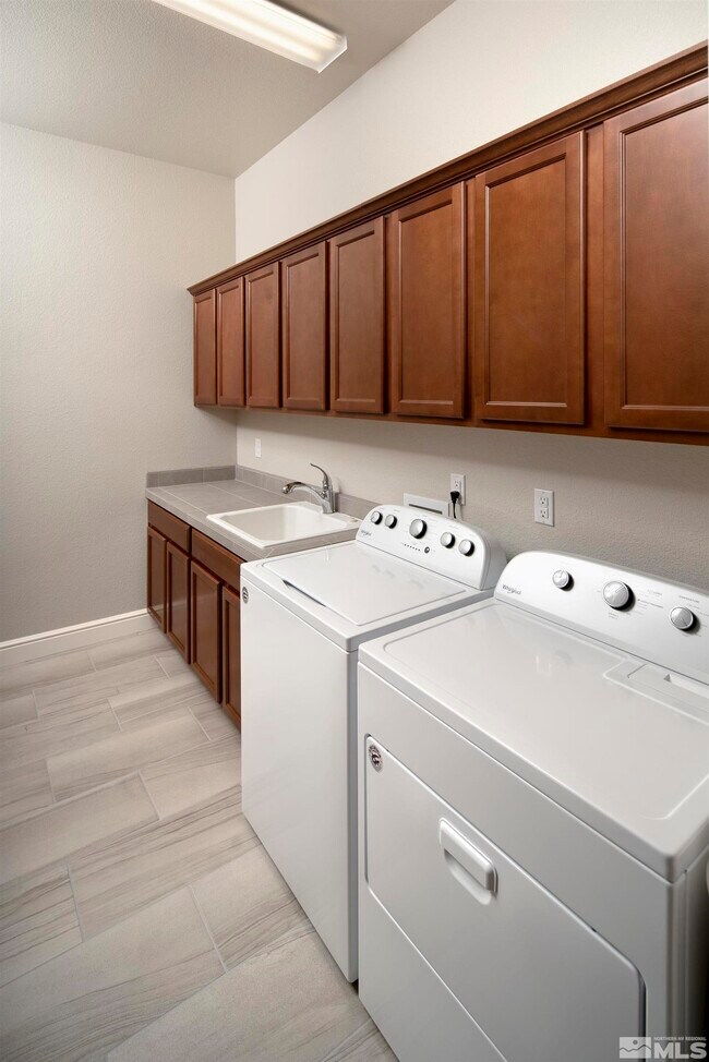 Building Photo - 11581 Anthem Dr