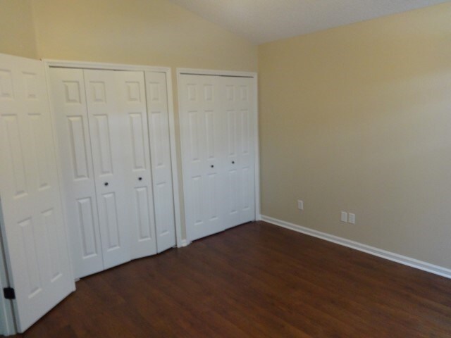 Building Photo - 8098 Keswick Ct