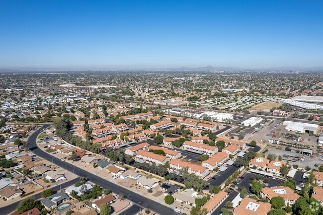 Aerial Photo - Heather Glen Condominiums