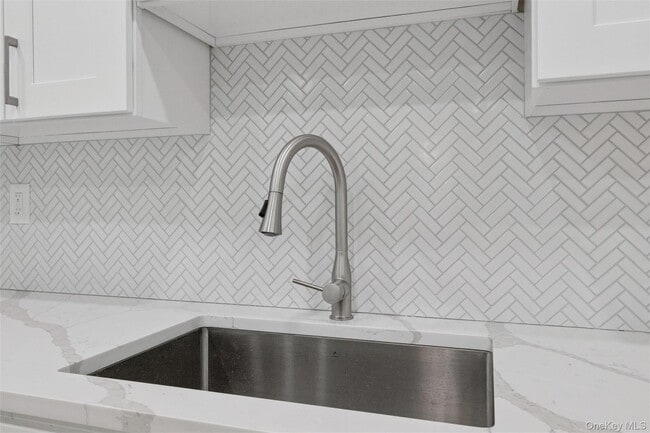 Building Photo - 70 Pheasant Run