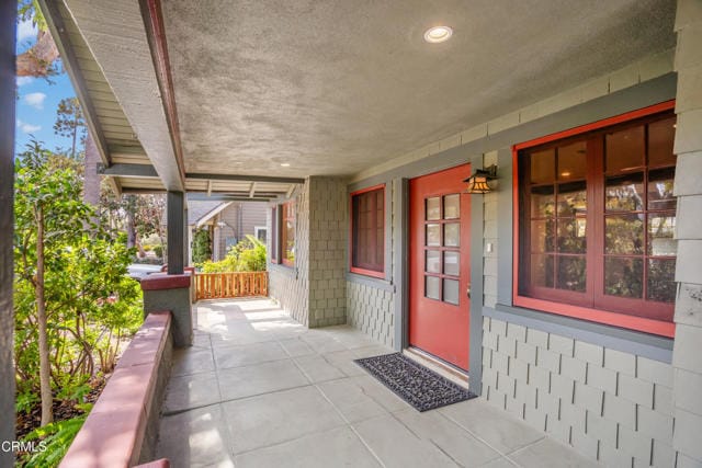 Building Photo - 847 S Los Robles Ave
