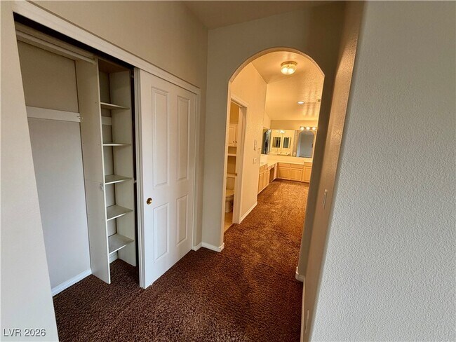 Building Photo - 274 Tropic Tan Ct