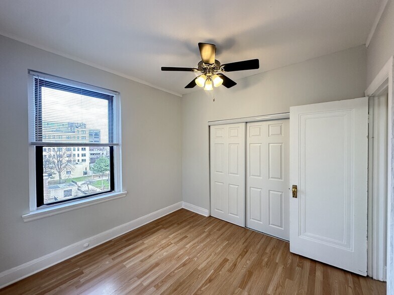 Building Photo - 3810 N Fremont St