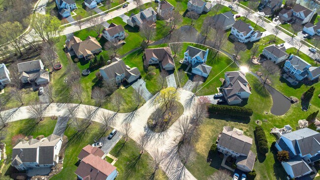 Building Photo - 512 Normandy Ln