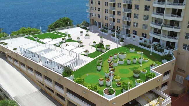 Building Photo - 770 Claughton Island Dr