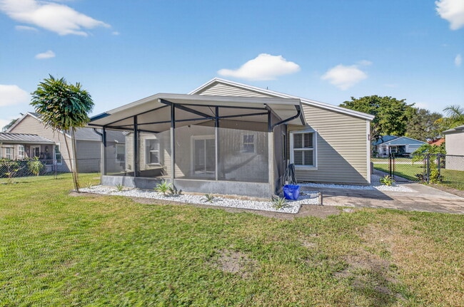 Building Photo - 5047 Brian Blvd