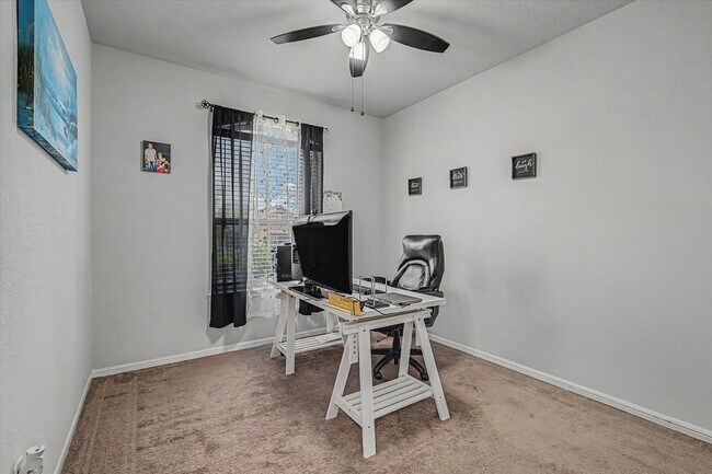 Building Photo - 16534 Twinwalker Drive