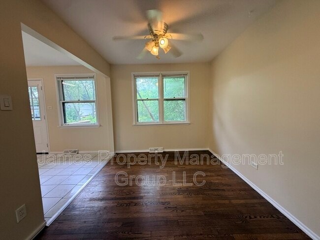 Building Photo - 8517 W 87th Pl
