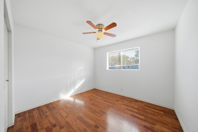 Building Photo - 11002 Hammerly Blvd