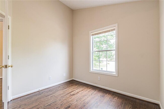 Building Photo - 3301 Avensong Village Cir