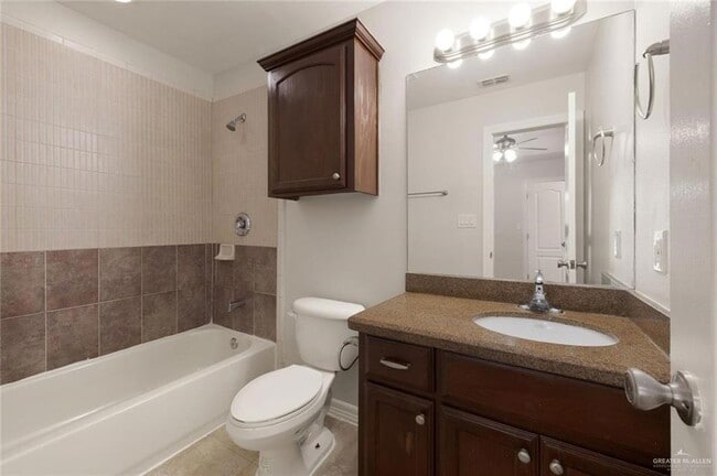 Building Photo - 115 S 48th Ln