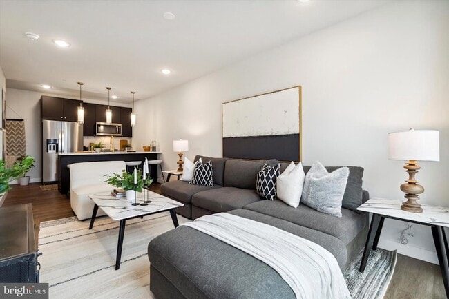 Building Photo - 1102 Germantown Ave