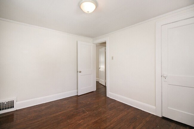 Building Photo - Upland Ave. 333